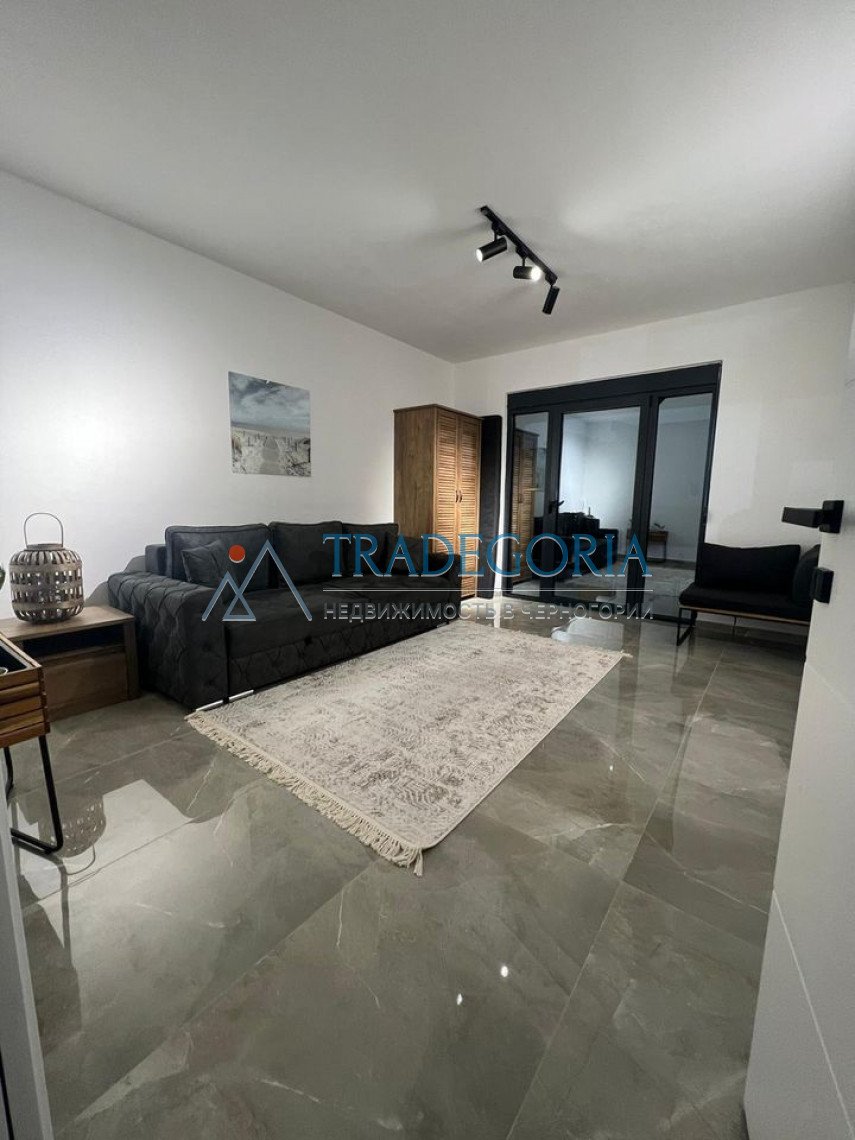 <p>New villa with a swimming pool, Polie district (near the tennis club).</p><div> Villa built in 2022.</div><div> The total area of the villa is 1...