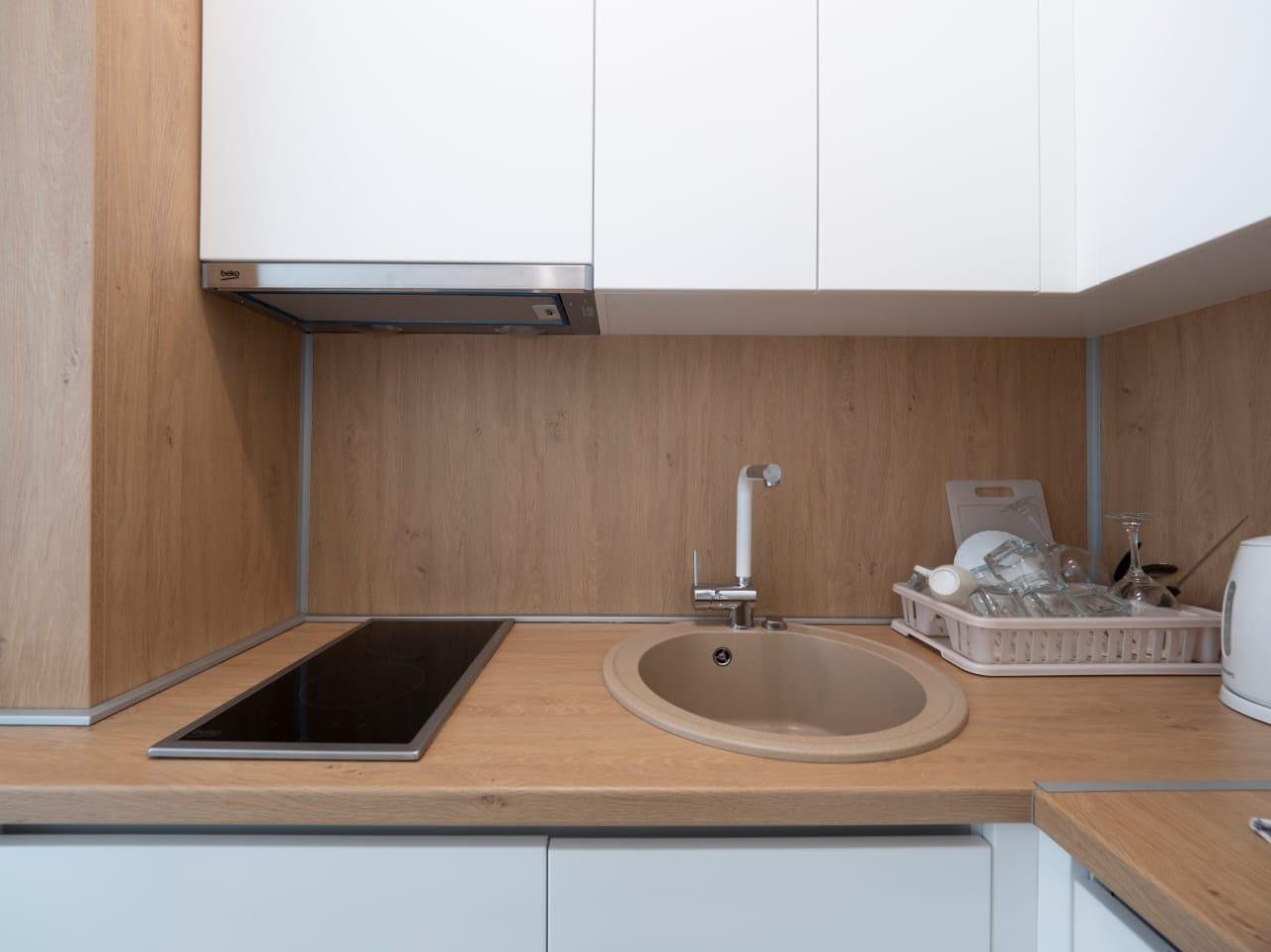 ‍‍LOCATIONThis apartment is located in Becici, Budva Municipality, 4km away from the city center. The sea and the beach are 40m away from the apart...