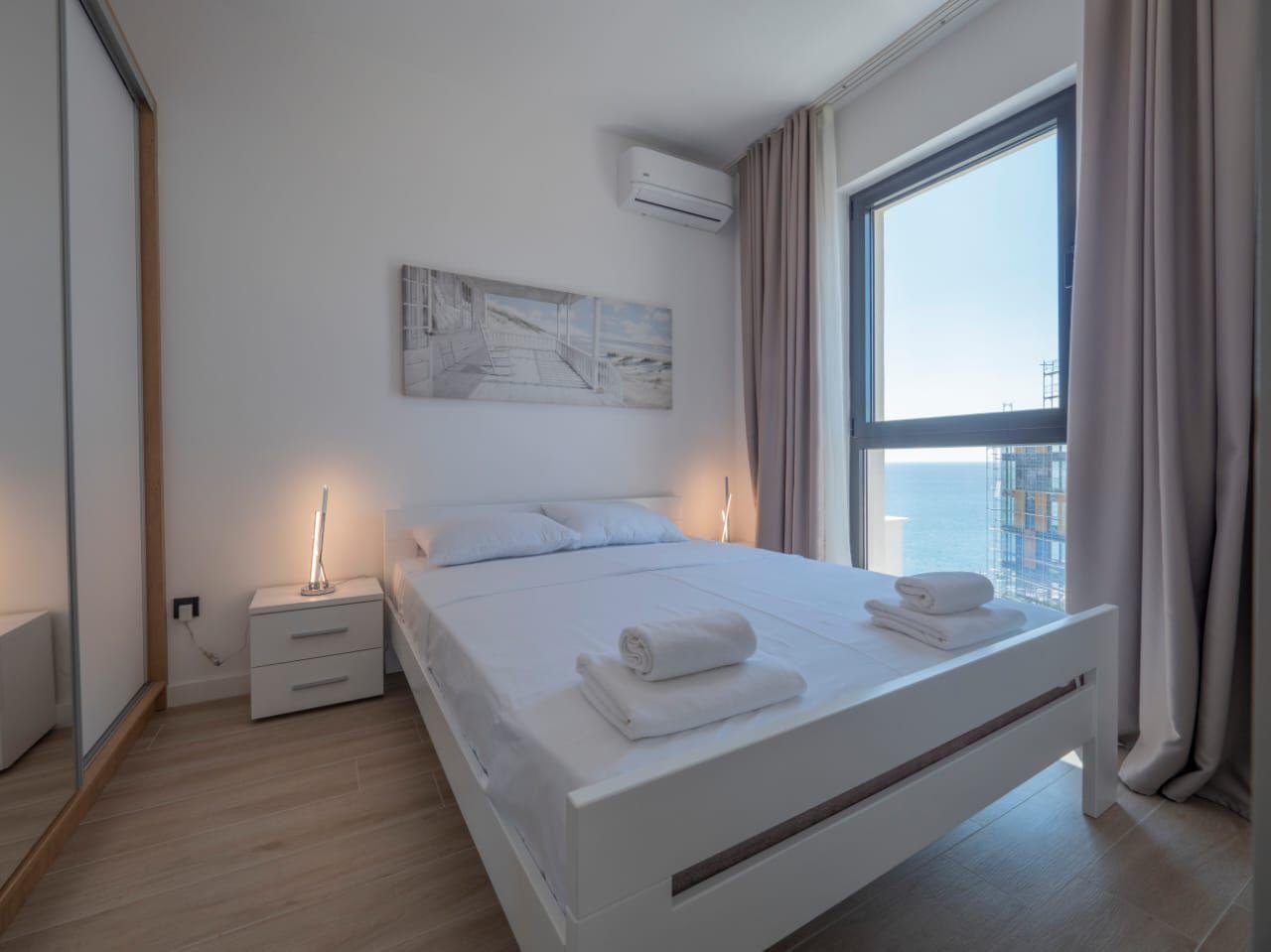 ‍‍LOCATIONThis apartment is located in Becici, Budva Municipality, 4km away from the city center. The sea and the beach are 40m away from the apart...