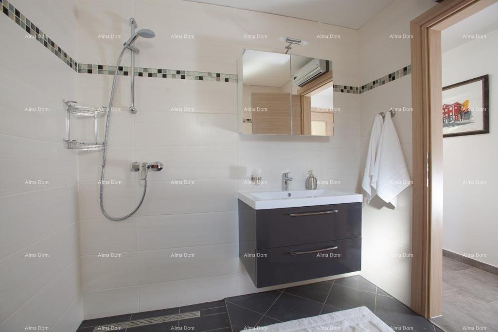 Haus Modernes Haus in Medulin