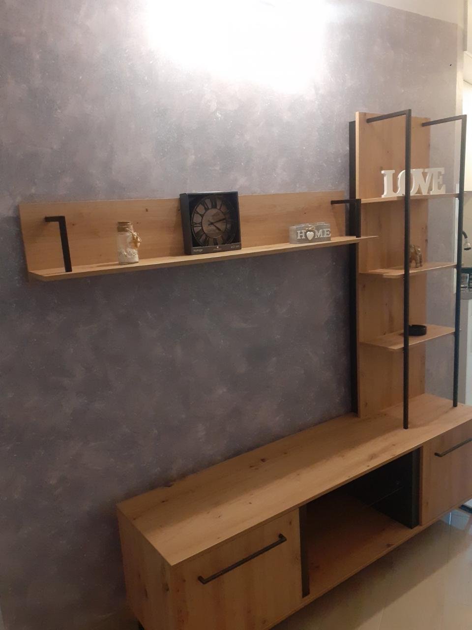 ‍‍ The apartment is located in Sutomore, Bar Municipality. Tivat airport is 49km away and Podgorica airport is 37km away from the apartment. The ap...