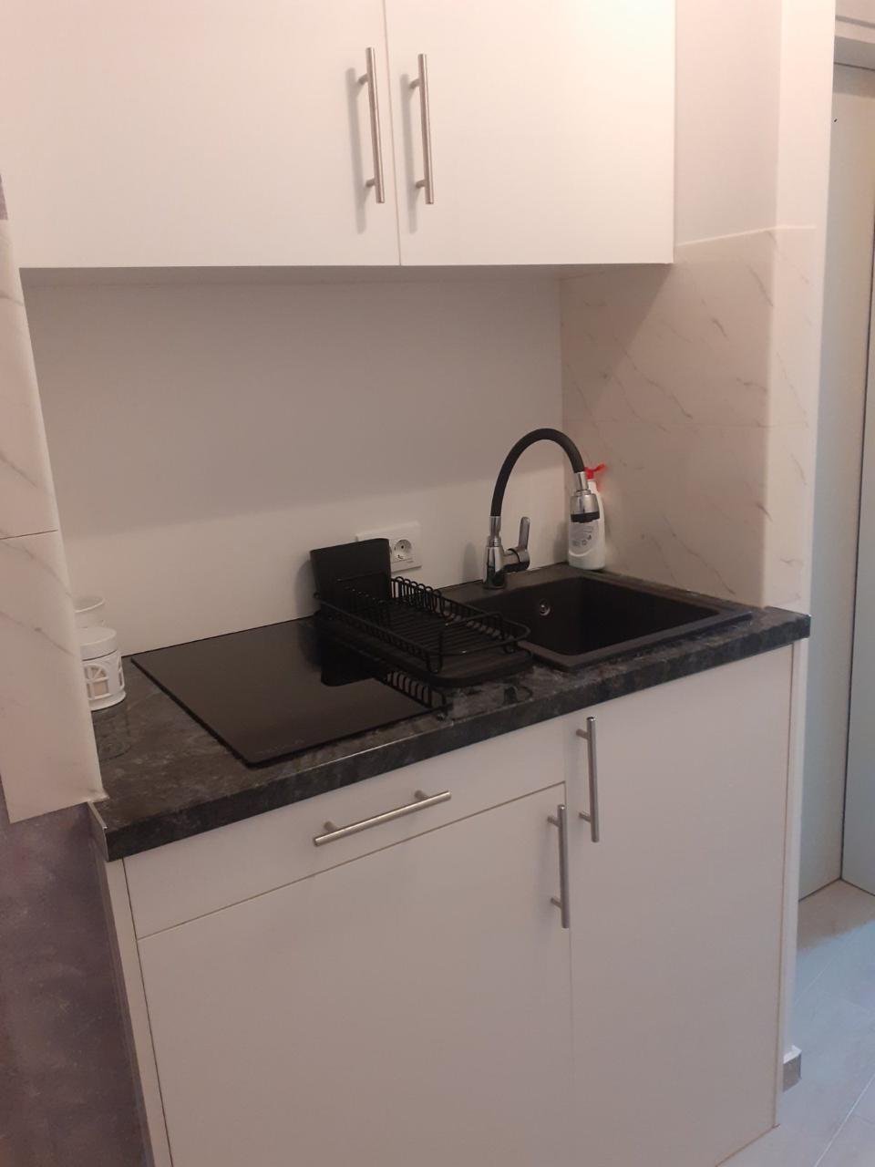 ‍‍ The apartment is located in Sutomore, Bar Municipality. Tivat airport is 49km away and Podgorica airport is 37km away from the apartment. The ap...