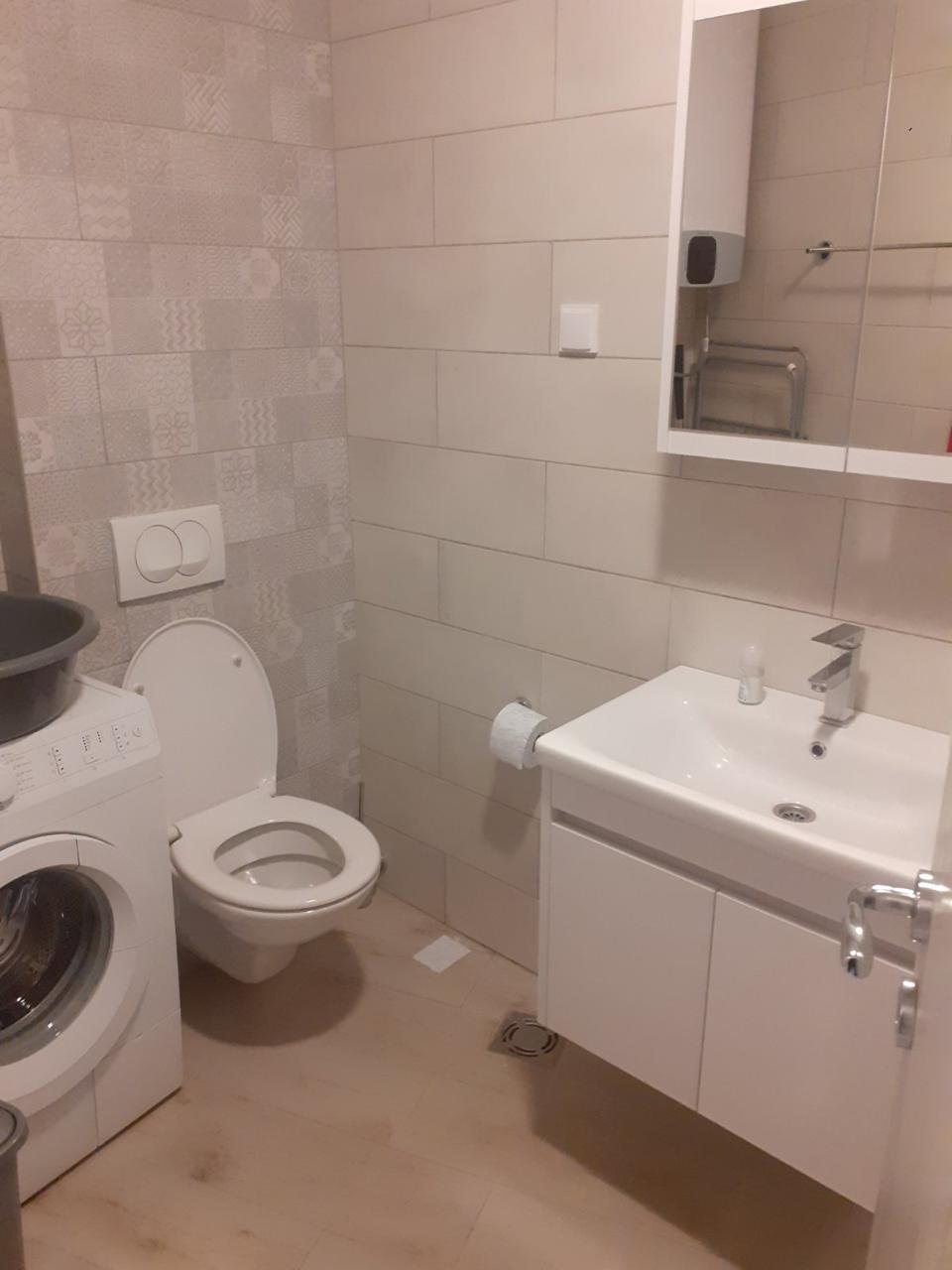 ‍‍ The apartment is located in Sutomore, Bar Municipality. Tivat airport is 49km away and Podgorica airport is 37km away from the apartment. The ap...