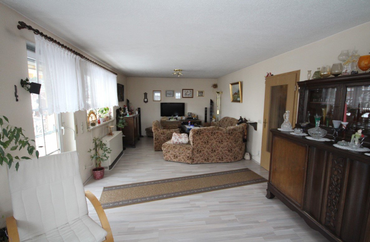 Freistehendes Einfamilienhaus in Massivbauweise in Naundorf