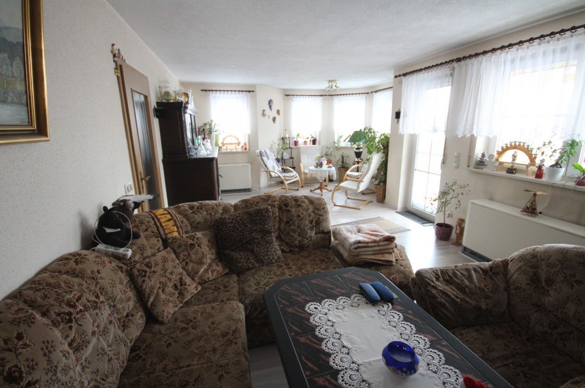 Freistehendes Einfamilienhaus in Massivbauweise in Naundorf