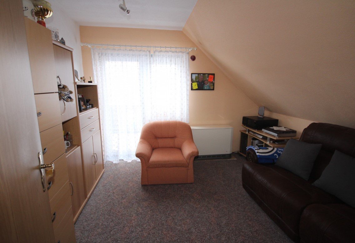 Freistehendes Einfamilienhaus in Massivbauweise in Naundorf