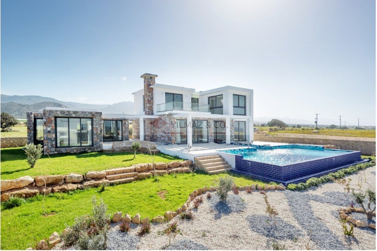 Kyrenia: Mit dem Projekt Horseshoe Bay die perfekte Villa in Tatlisu finden 