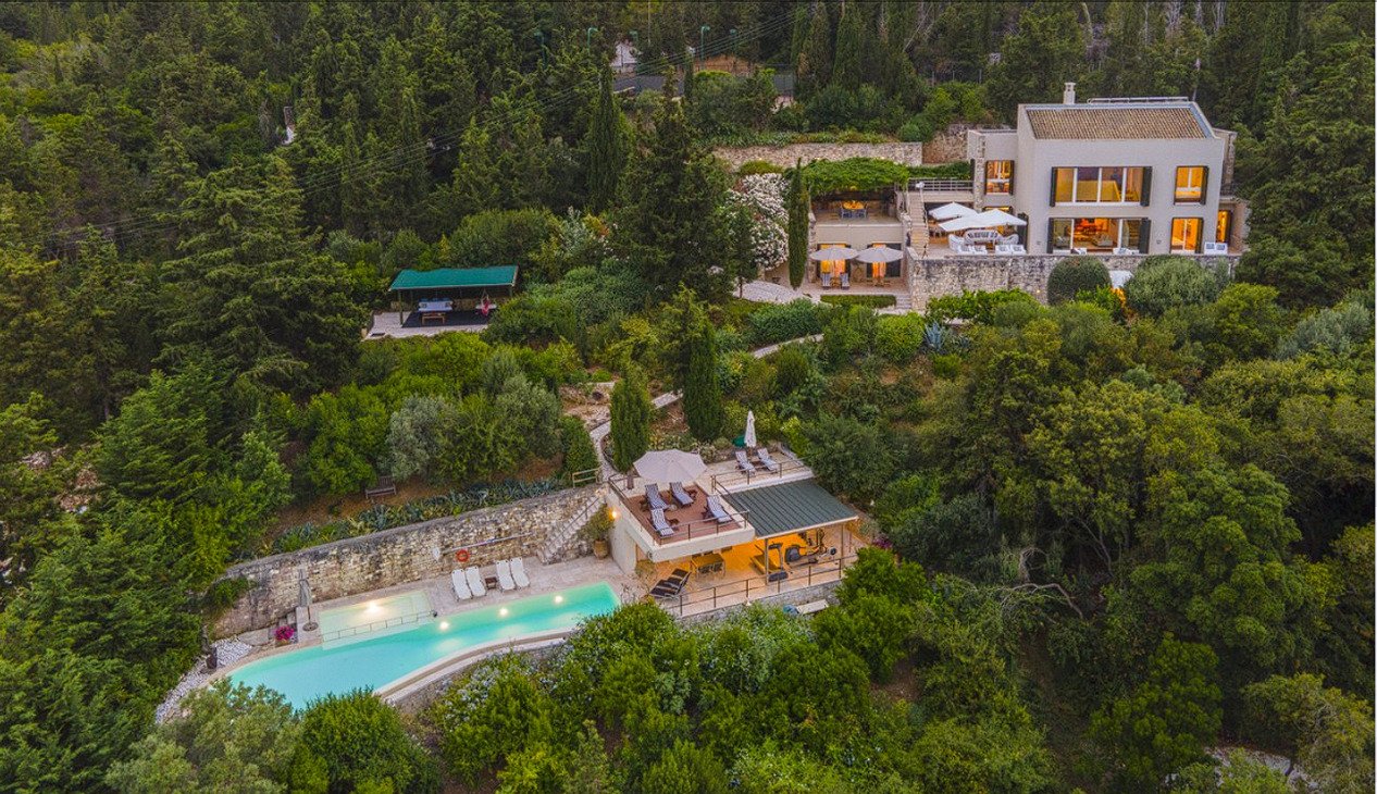CORFU: Villa For Sale Paxos – Antipaxos 