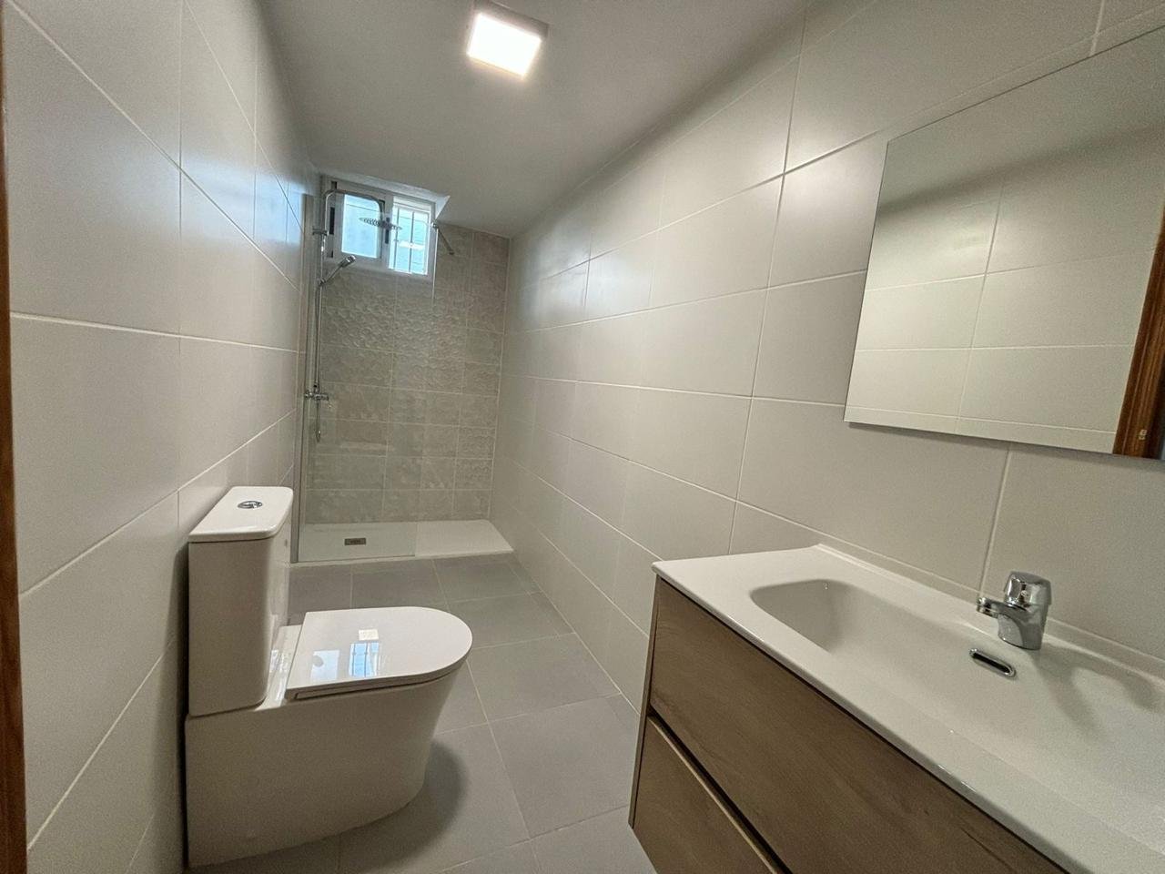 Introducing a cozy house, just 500 meters from the sea in the city of Puerto de MazarrónThe house has an area of 202 m², on a plot of 312 m². The hous