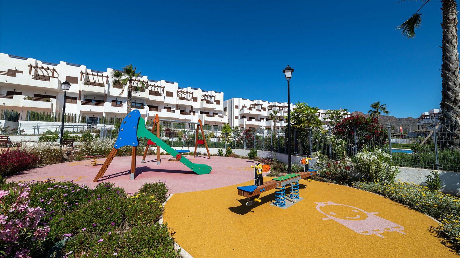Pulpí: Introducing new premium class apartments on the first line of the sea in the city of Mar de Pulpi.The apartment on the second floor consists of two be 