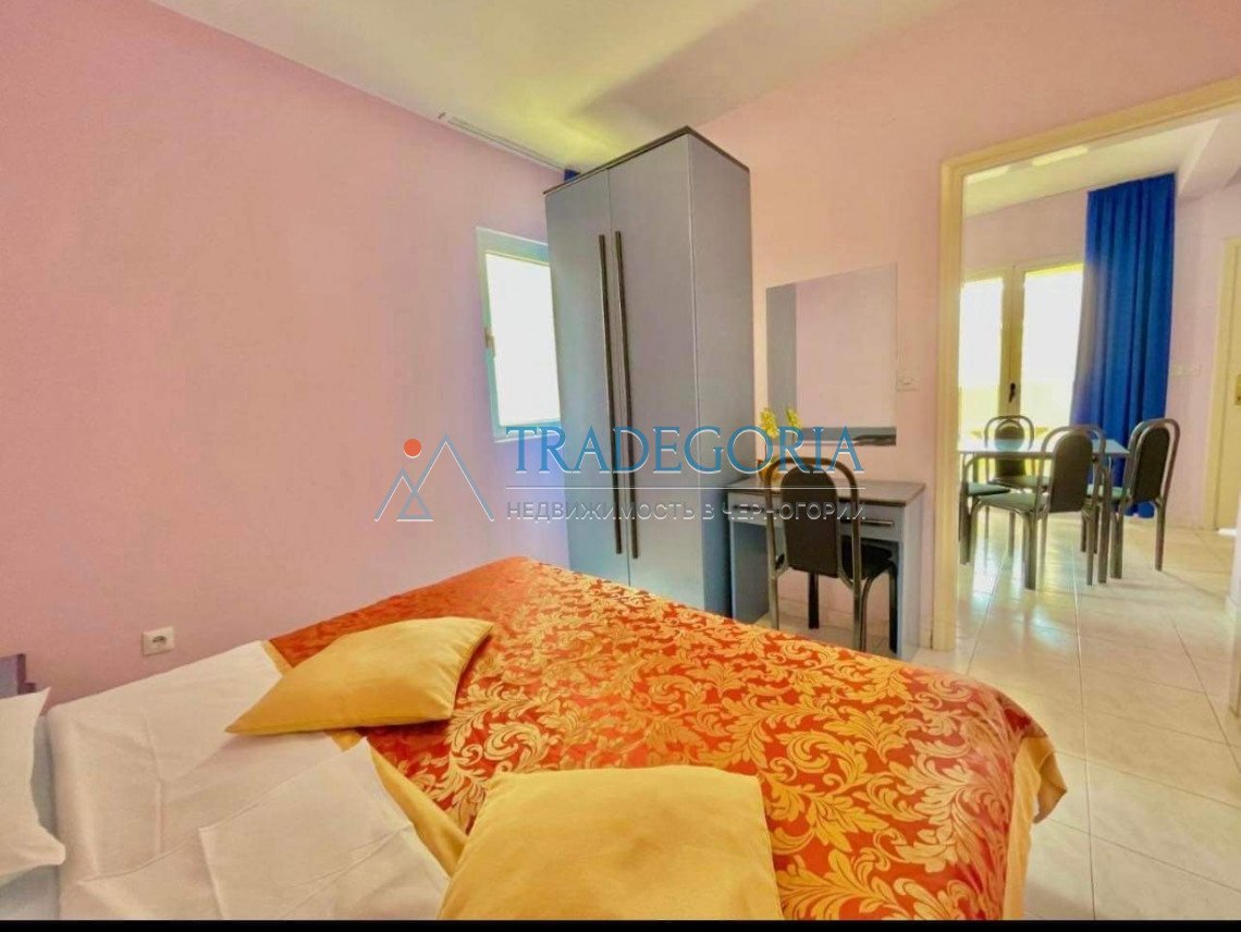 <div>Property area – 2300 m2</div><div> Hotel area – 1300 m2</div><div></div><div> Further description:</div><div></div><div> The hotel has 27 rooms, 