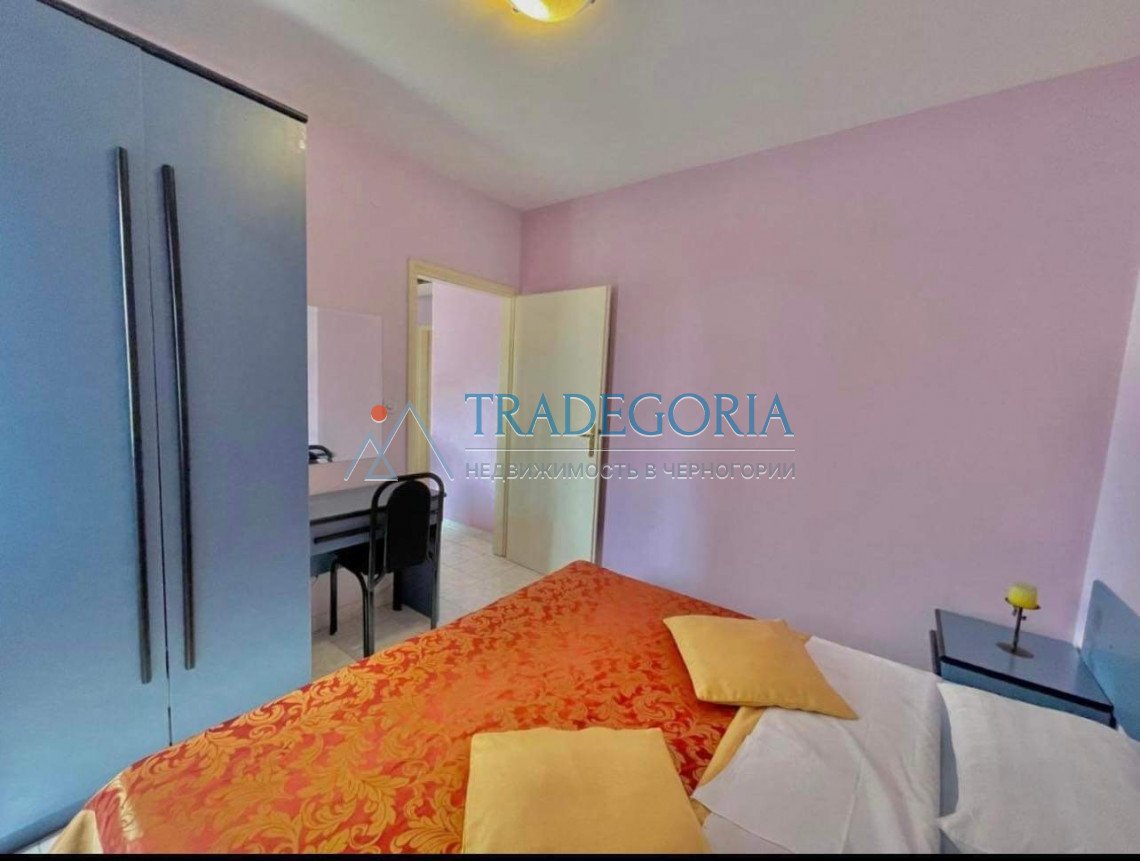 <div>Property area – 2300 m2</div><div> Hotel area – 1300 m2</div><div></div><div> Further description:</div><div></div><div> The hotel has 27 rooms, 