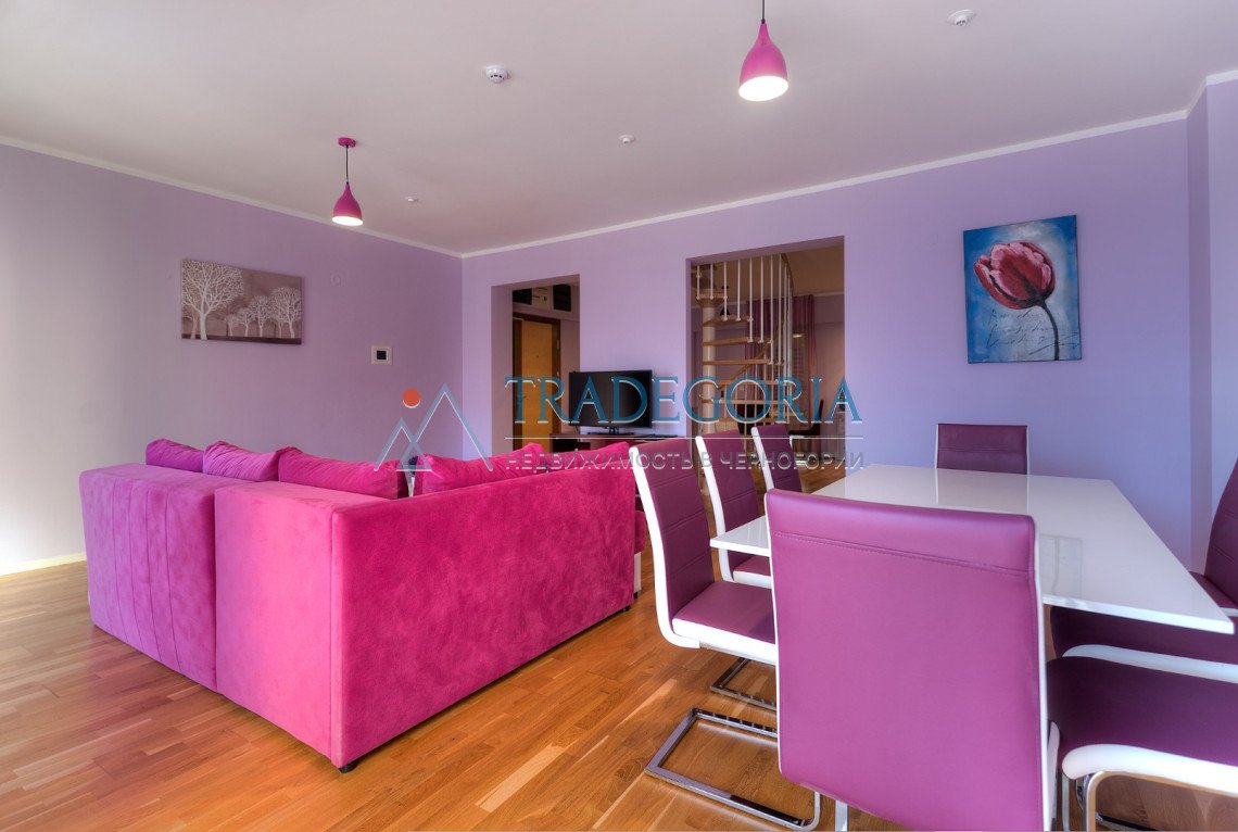 <h2>description</h2><div>Premium class duplex apartment with panoramic sea view, Budva. Apart-hotel in the main tourist location of Montenegro, 5 minu