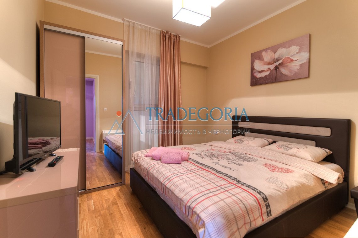<h2>description</h2><div>Premium class duplex apartment with panoramic sea view, Budva. Apart-hotel in the main tourist location of Montenegro, 5 minu