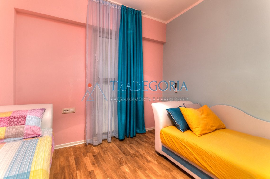 <h2>description</h2><div>Premium class duplex apartment with panoramic sea view, Budva. Apart-hotel in the main tourist location of Montenegro, 5 minu