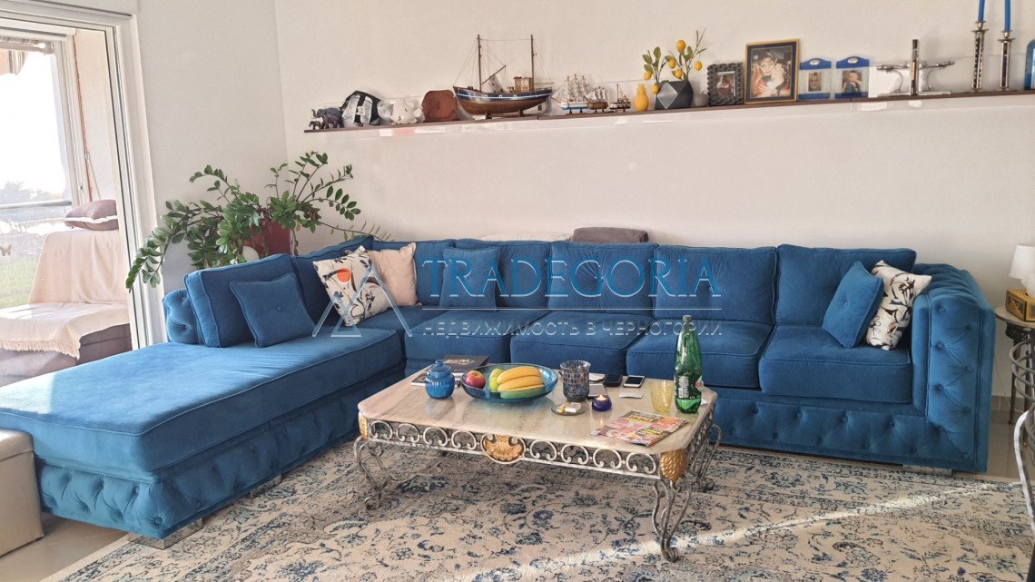 <p>We offer for sale a two-bedroom apartment with a total area of 79 m2, 100 meters from the sea in the city of Bar.</p><div> Apartment structure:</di 