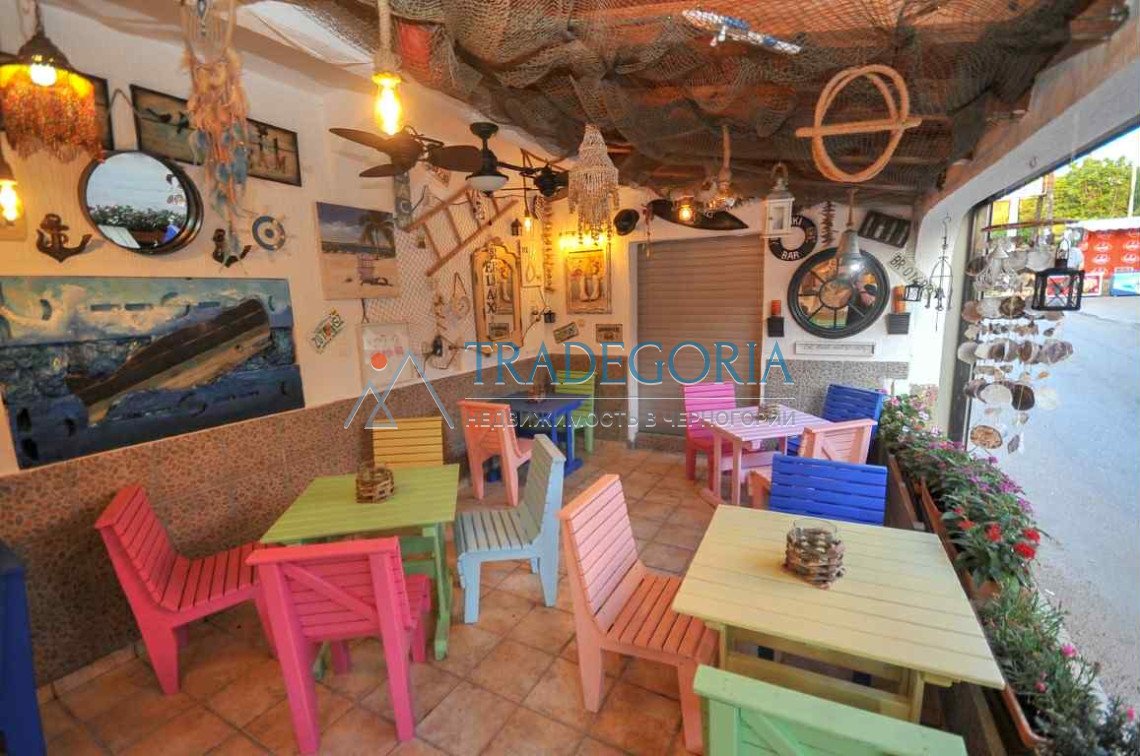 <h2>description</h2><div>Mini-hotel with a restaurant in one of the most touristic places in Montenegro, Dobra Vody.</div><div> House area - 600 m2</d