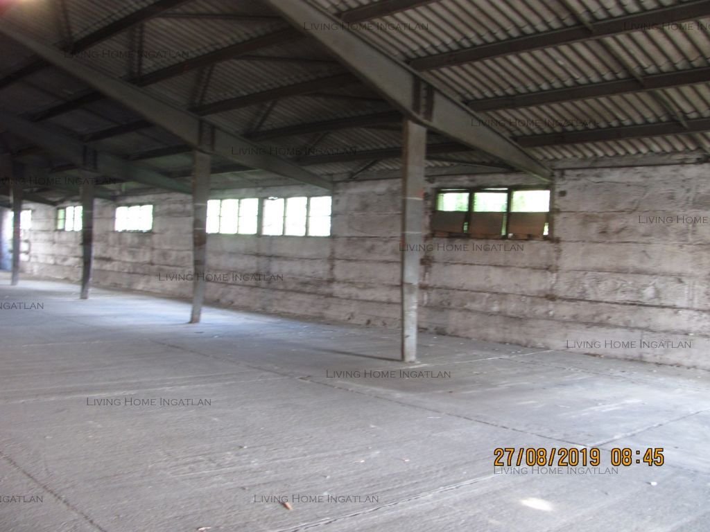 <p>Szentendre iparterületén 280&nbsp;m2 raktárterület, elsősorban hosszú távra bérbe adó.</p>

<ul>
	<li>kiváló lokáció</li>
	<li>kamionbehajtási lehe