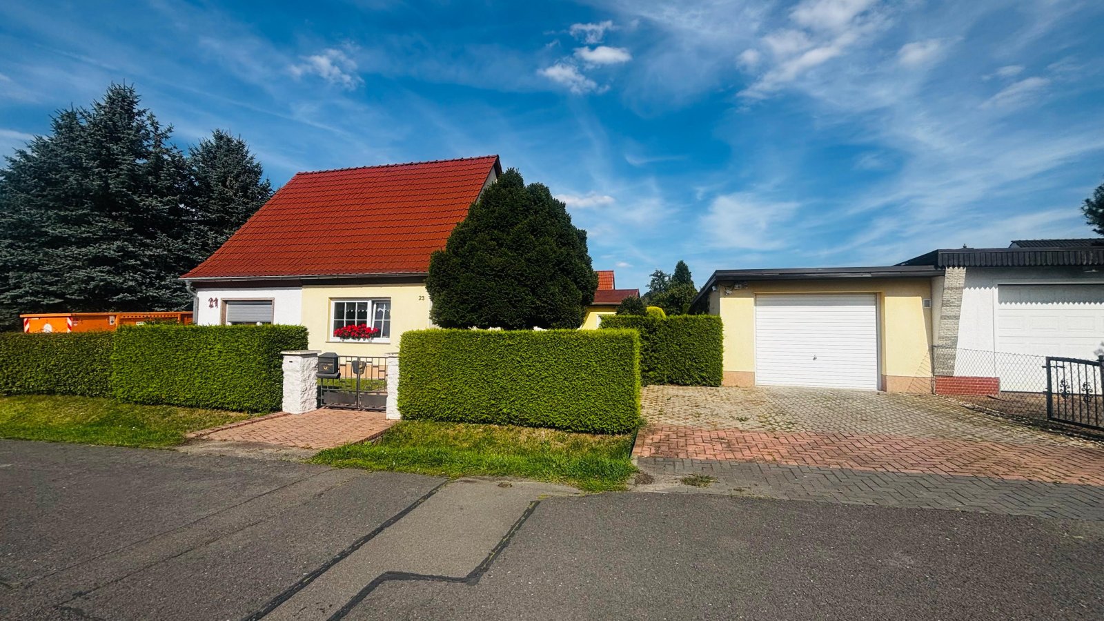 Investieren Sie in eine DHH in Leipzig-Meusdorf !