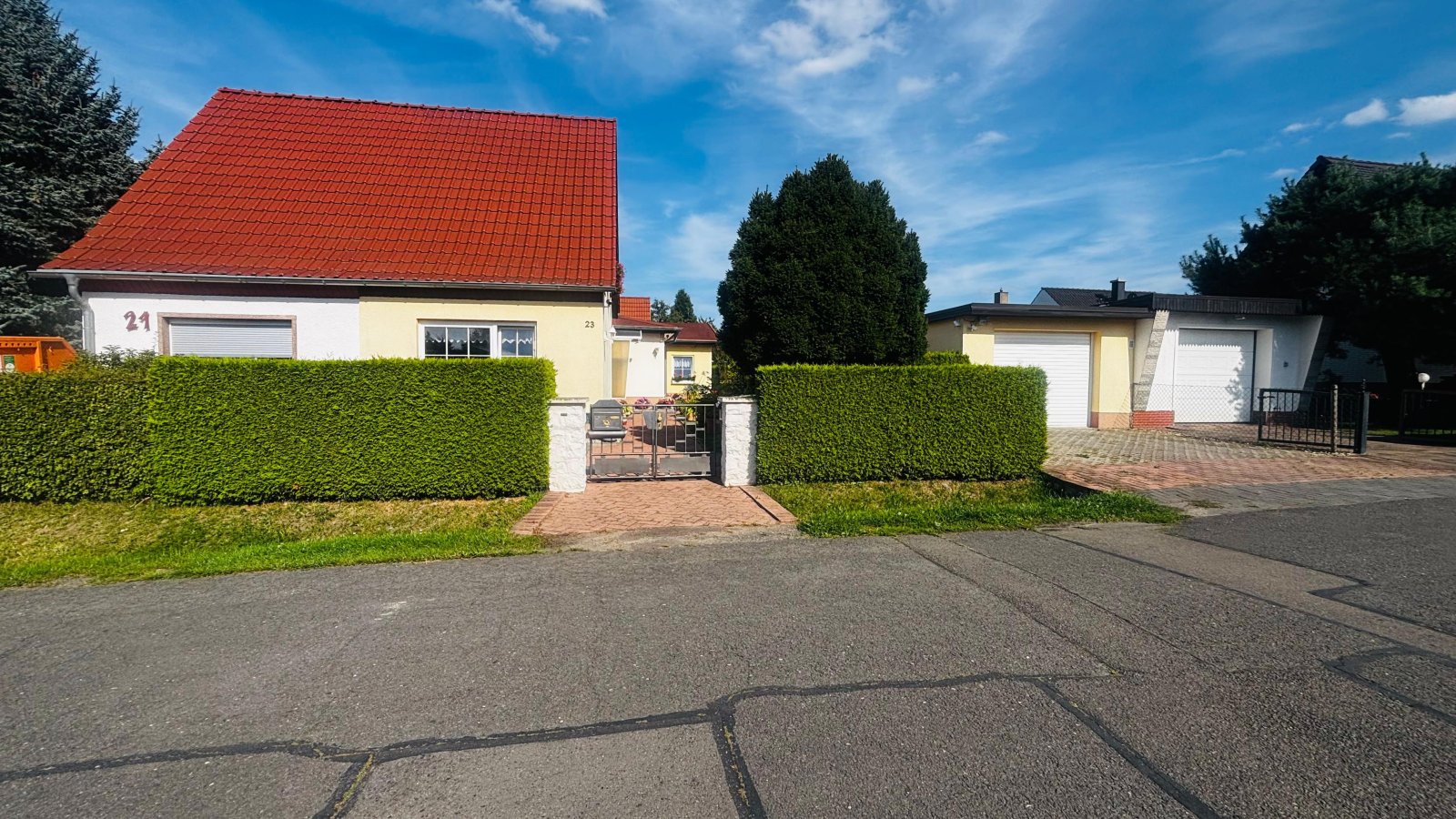 Investieren Sie in eine DHH in Leipzig-Meusdorf !