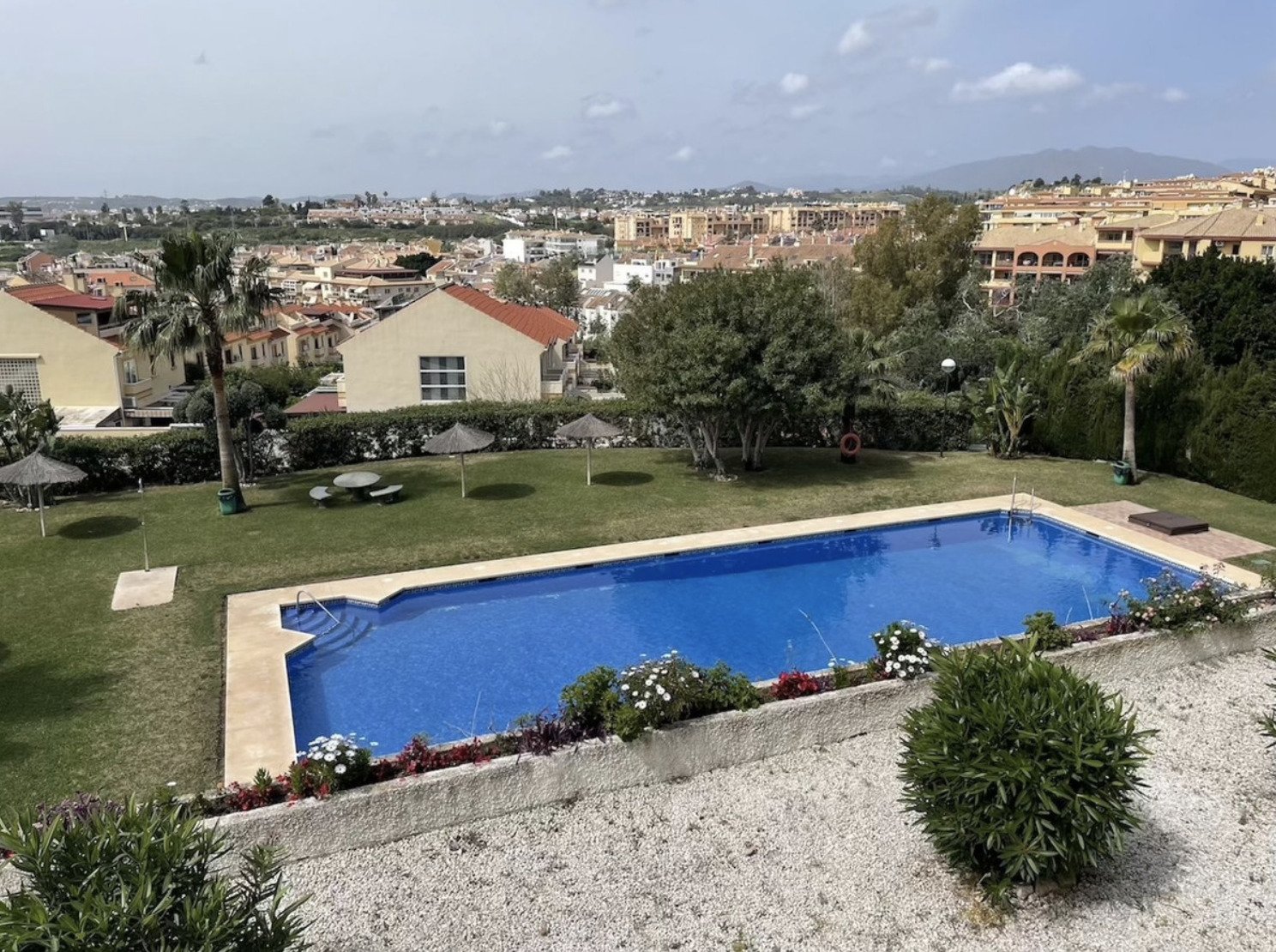  Stylish Apartment with Sea Views in the Heart of Fuengirola
 
 Welcome to this beautiful 2-bedroom, 2-bathroom apartment, perfectly situated in the v