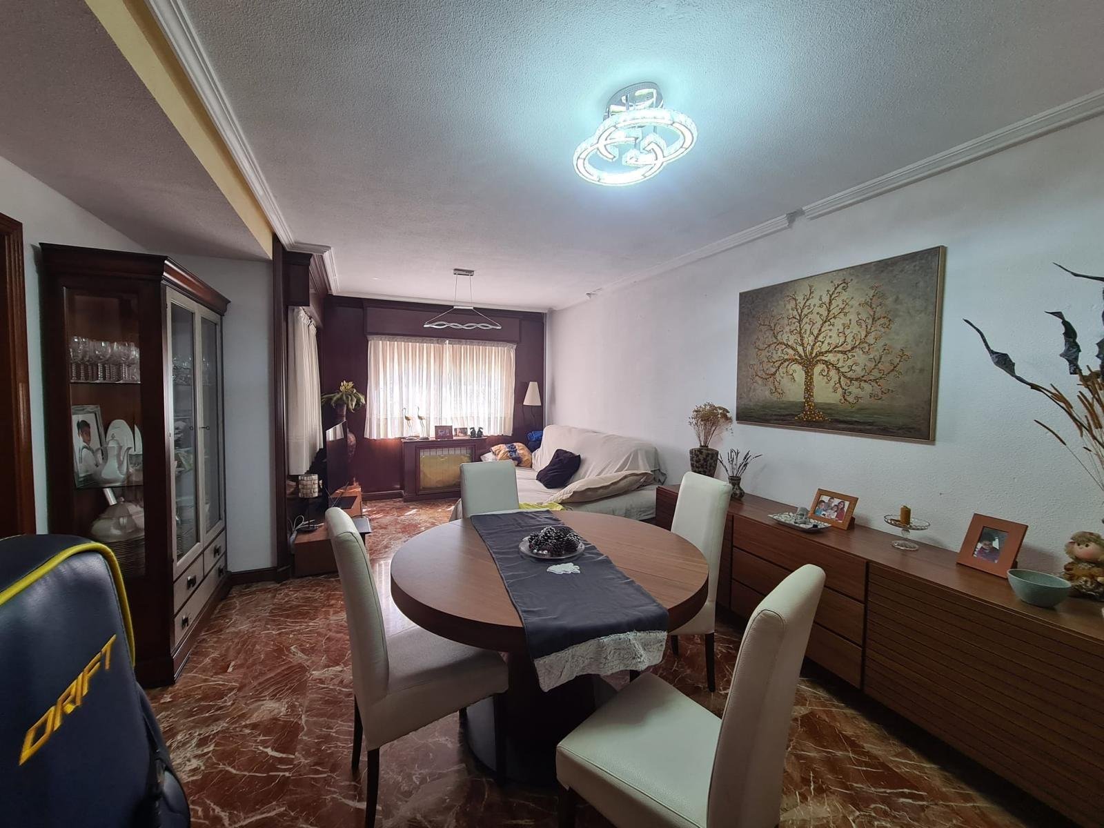 alicante:  Impressive bungalow located in La Albufereta, one of the best, quietest areas of Playa de San Juan, due to its number of services, its comforts and i 