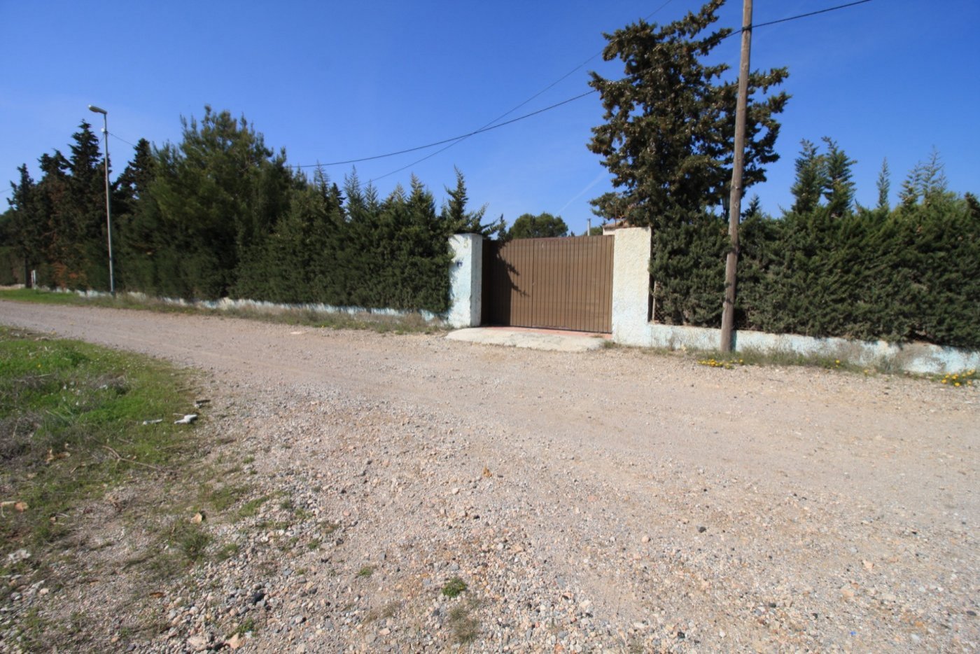 orihuela-costa:  We offer this spectacular farm in Lomas de Don Juan for sale, less than 3 kilometers from the beaches of Campoamor and next to the golf courses.  The 