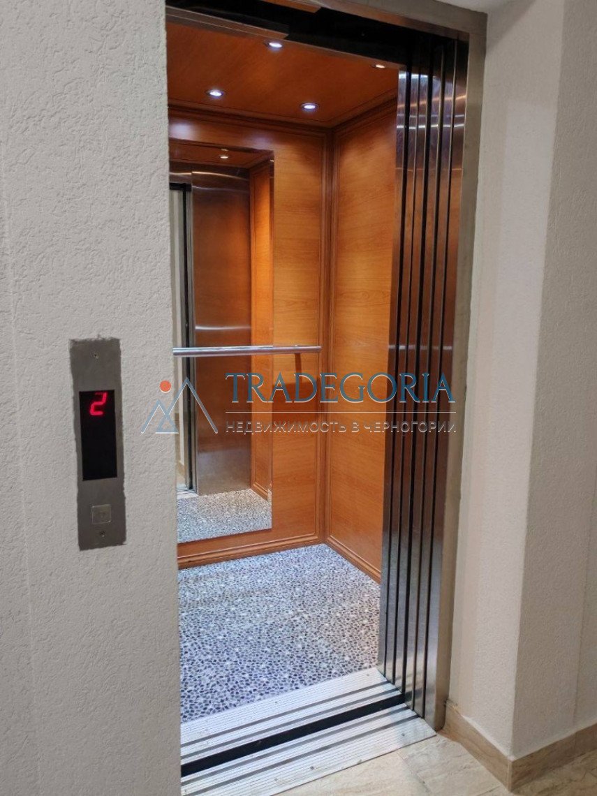 <h2>description</h2><p>Apartment for sale in Petrovac.</p><p> Complex with a swimming pool &quot;Oliva Village&quot; We offer a cozy one-bedroom apart