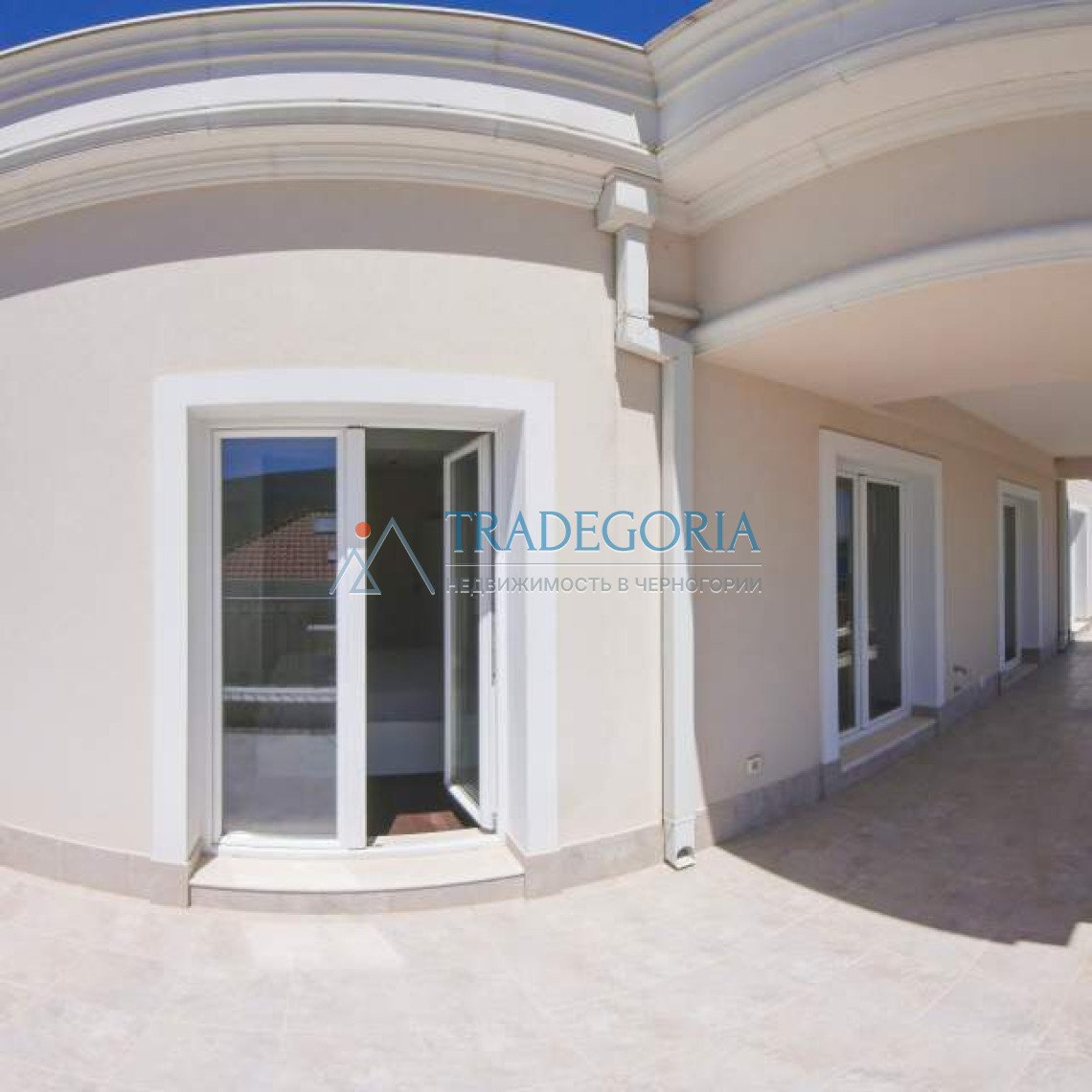 <p>Adriatic elegance in the heart of the Bay of Kotor. A unique premium residential complex where Italian style meets the tranquility and sophisticati