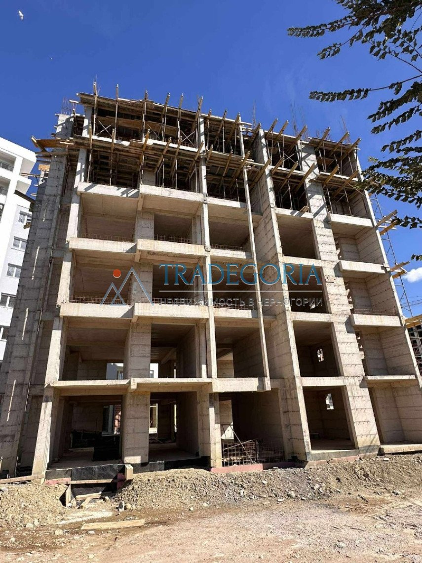 <p>Area: 55 m² Floor: III (3rd) House delivery: June 2026 View: sea Garage: purchased separately, space - €15,000 Дом: приземље + 6 этажей, 2 лог поду 