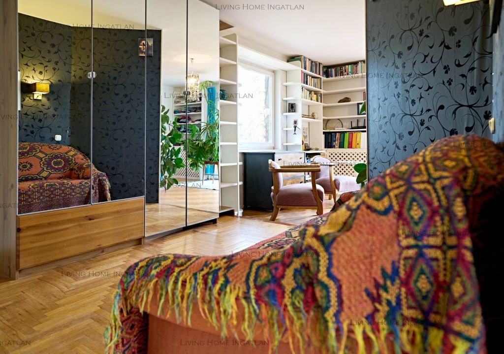 <p><strong>Páratlan hangulatú, örökpanorámás családi ház Solymáron!</strong></p>

<p>Ha Ön is a természet közelségét, a különleges atmoszférájú otthon