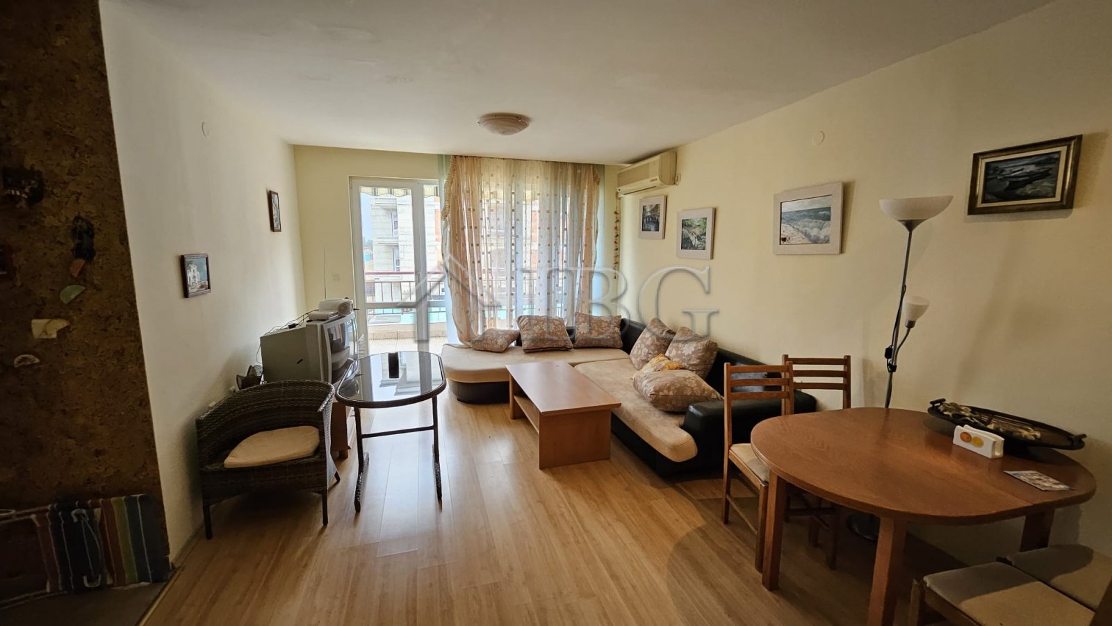 1-Bedroom Apartment with Sea View | Green Fort Sunny Beach<br><br>IBG Real Estates offers for sale a spacious 1-bedroom apartment of 66 sq.m., located