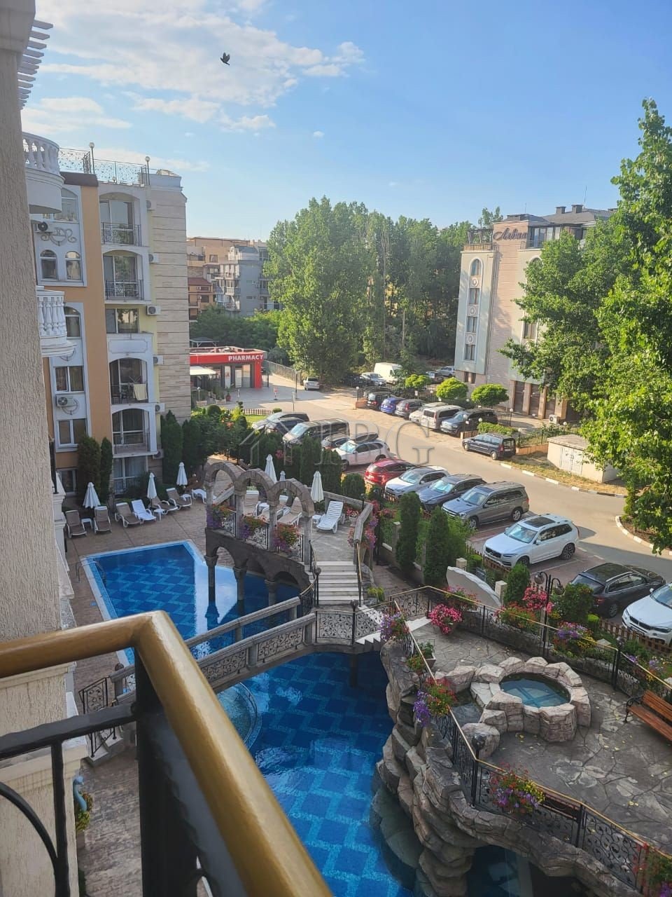 Apartment with 2 Bedrooms, 2 Bathrooms and Pool View | Sweet Homes 2, Sunny Beach<br><br>For sale is a luxurious two-bedroom apartment, located on the