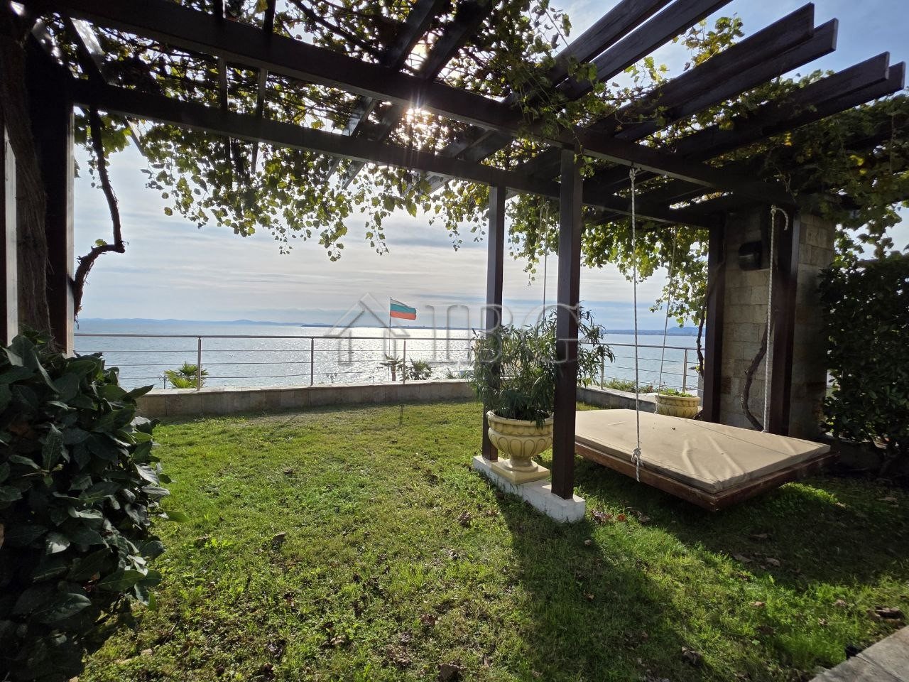 Sveti Vlas: 1-Bedroom Apartment with Sea View in Dolce Vita 2, Sveti Vlas<br><br>IBG Real Estates is pleased to offer this one-bedroom apartment in the prestigiou 