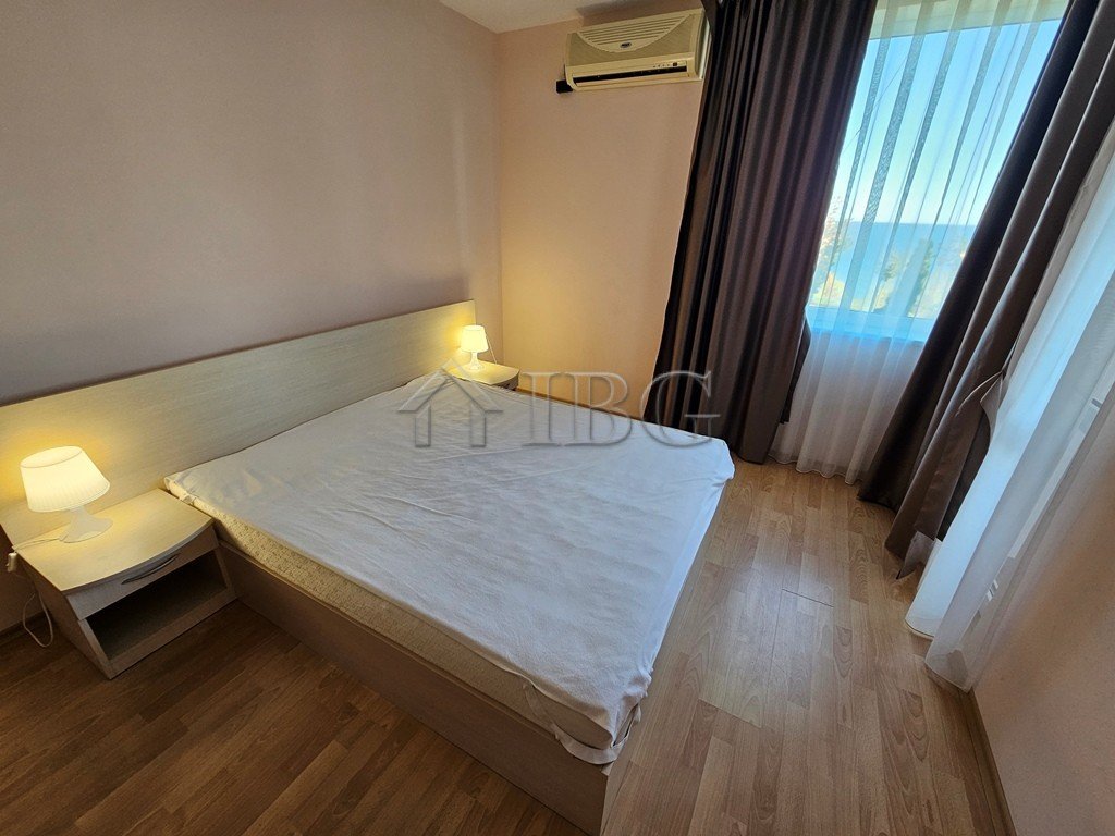 2-Bedroom Sea View Apartment, Front Line - Panorama Fort Beach, Sveti Vlas<br><br>Total Area: 105 m2<br><br>Type: 2-Bedroom<br><br>Floor: 1 (second le
