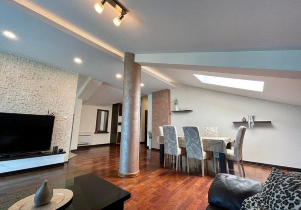 Distance to the sea 600m.

View from different windows - the sea, city and mountains

Floor - sixth

The elevator is programmed only for the ascent to