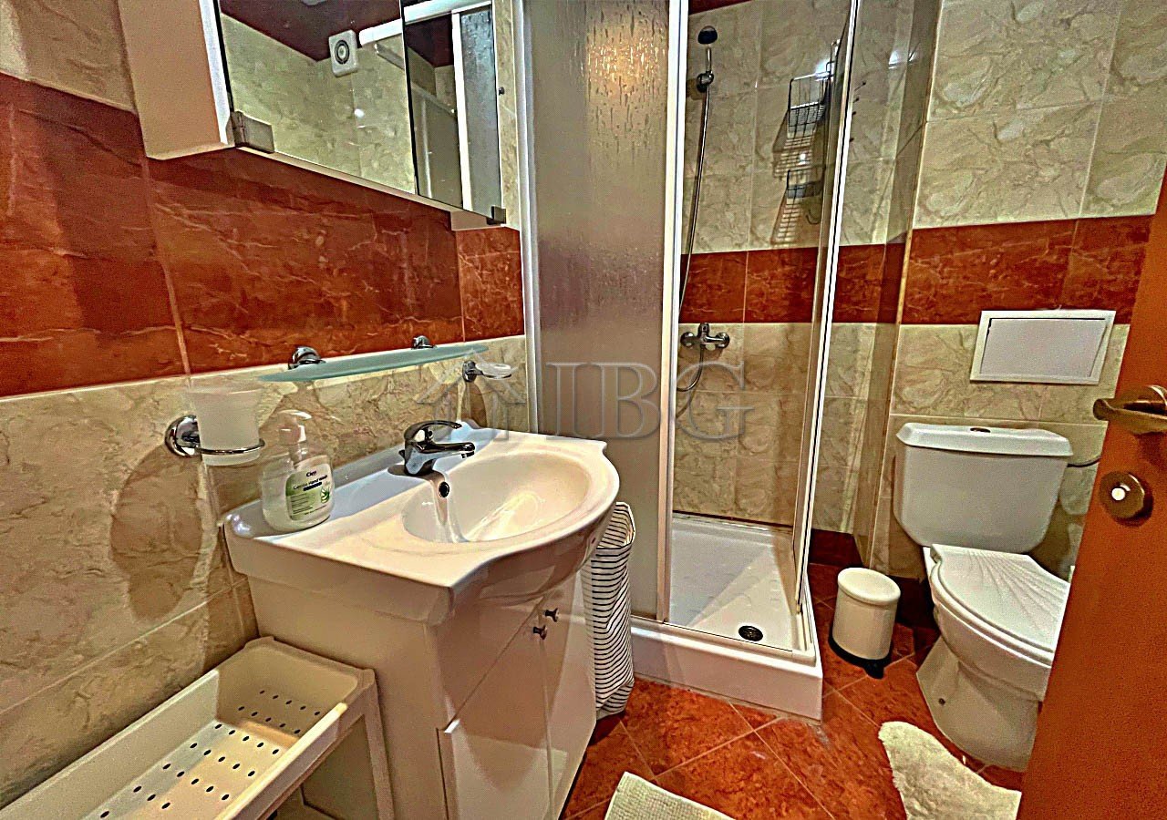 Studio with pool view| Imperial Fort Club, Fortnoks Grand Resort, Sveti Vlas<br><br>IBG Real Estates is pleased to offer this beautiful studio, locate