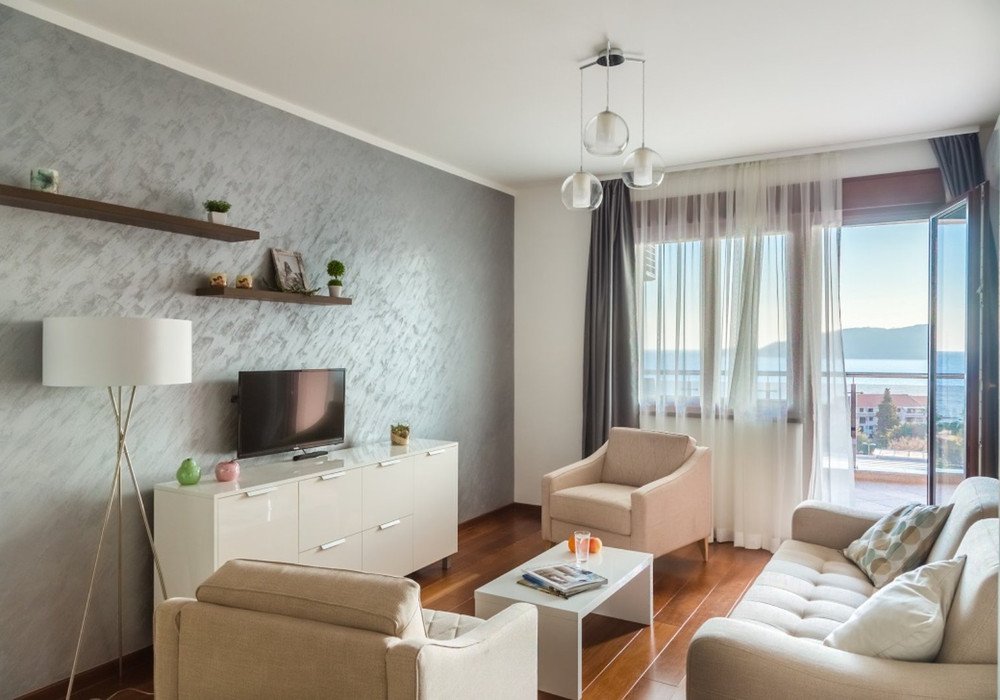 Budva Riviera, Becici district. Apartment with two bedrooms.

Distance to the sea 300m.

Floor - fourth

Area 95 sq.m.

Underfloor heating system

CCT