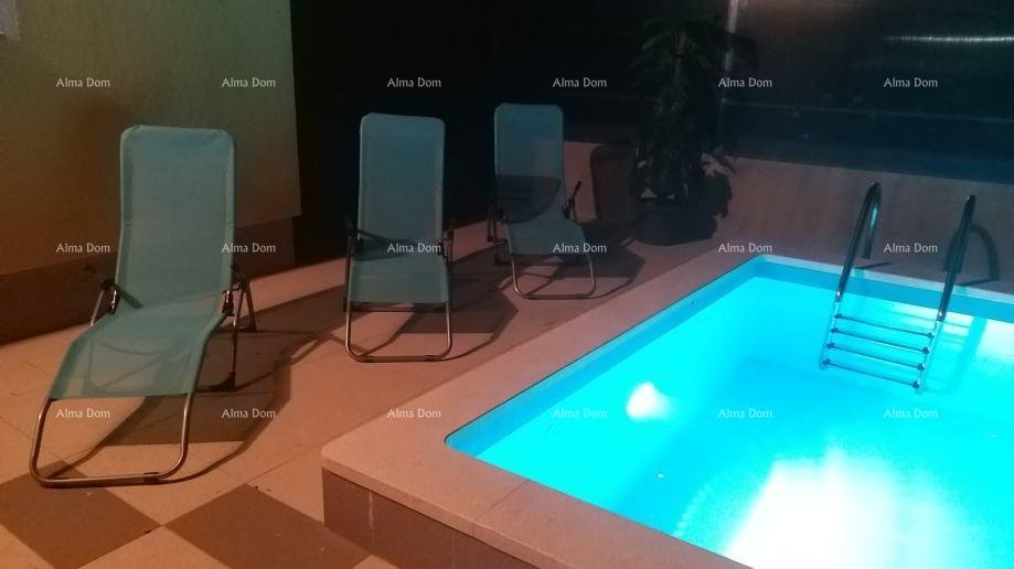 Haus Peroj – Haus mit drei Wohnungen und einem Swimmingpool