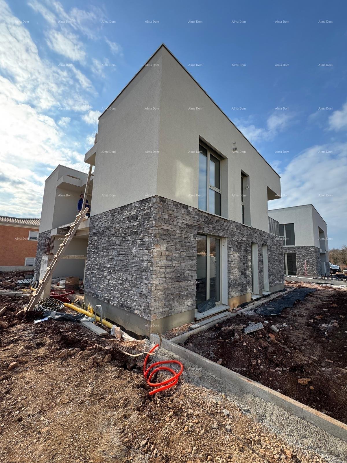 Umag: Wohnung Wohnung zum Verkauf in einem neuen Gebäude, 5 Minuten vom Strand entfernt, Umag! 