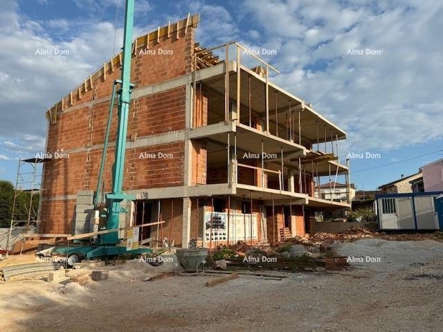 Poreč: Wohnung Wohnung zu verkaufen in einem modernen Neubau, Tar! 