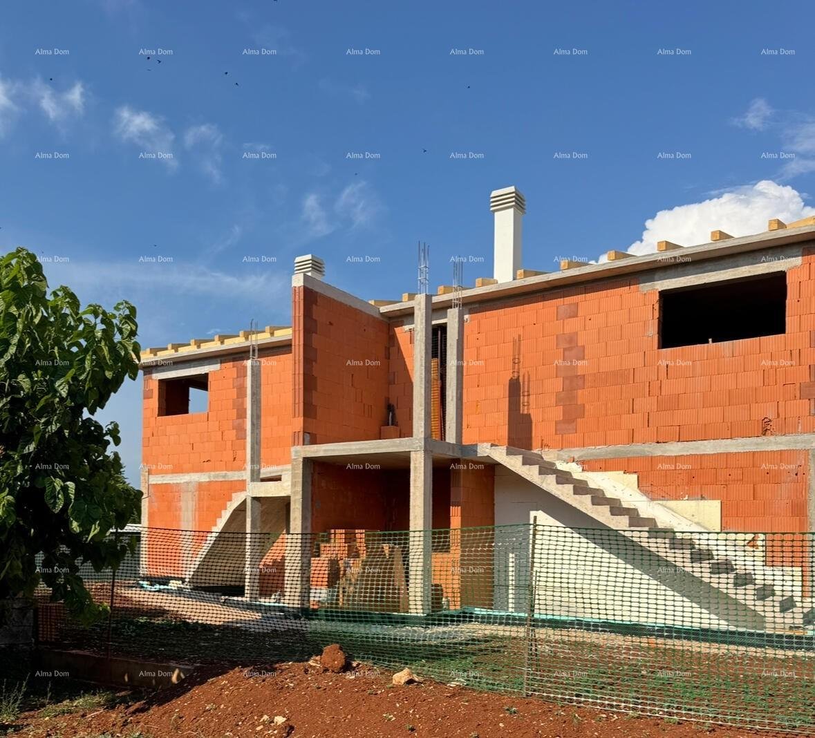 Wohnung Verkauf - Wohnungen im Bau, 400 m vom Strand und Meer entfernt, Nähe Novigrad!