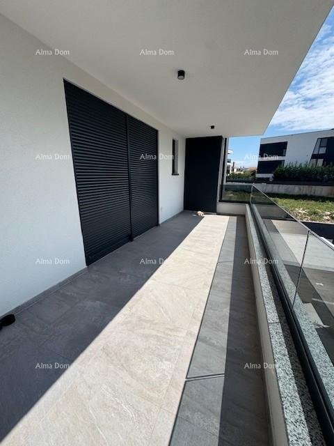 Haus Neue Wohnanlage mit 2 Wohnungen, Pool und Meerblick. Medulin!