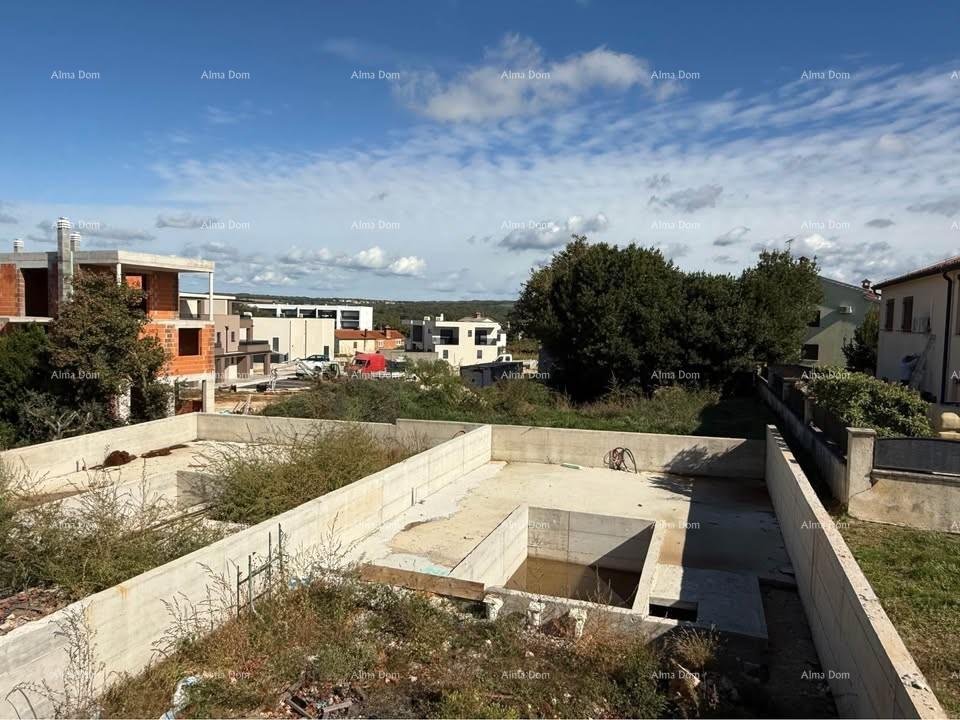 Haus TAR – Objekt im Bau mit Meerblick