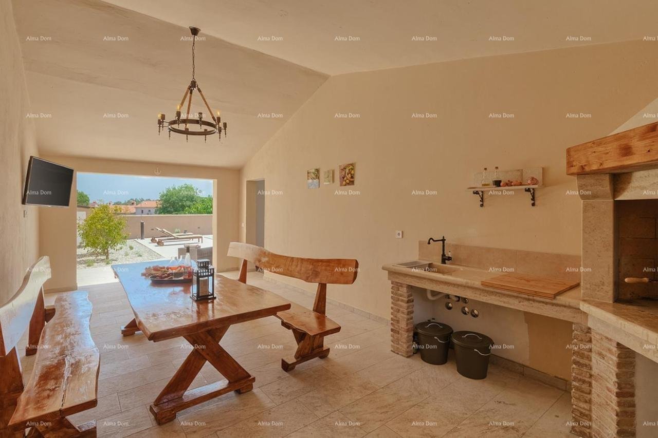 Haus Neu! Eine wunderschöne Villa in der Nähe von Pula.Štinjan.