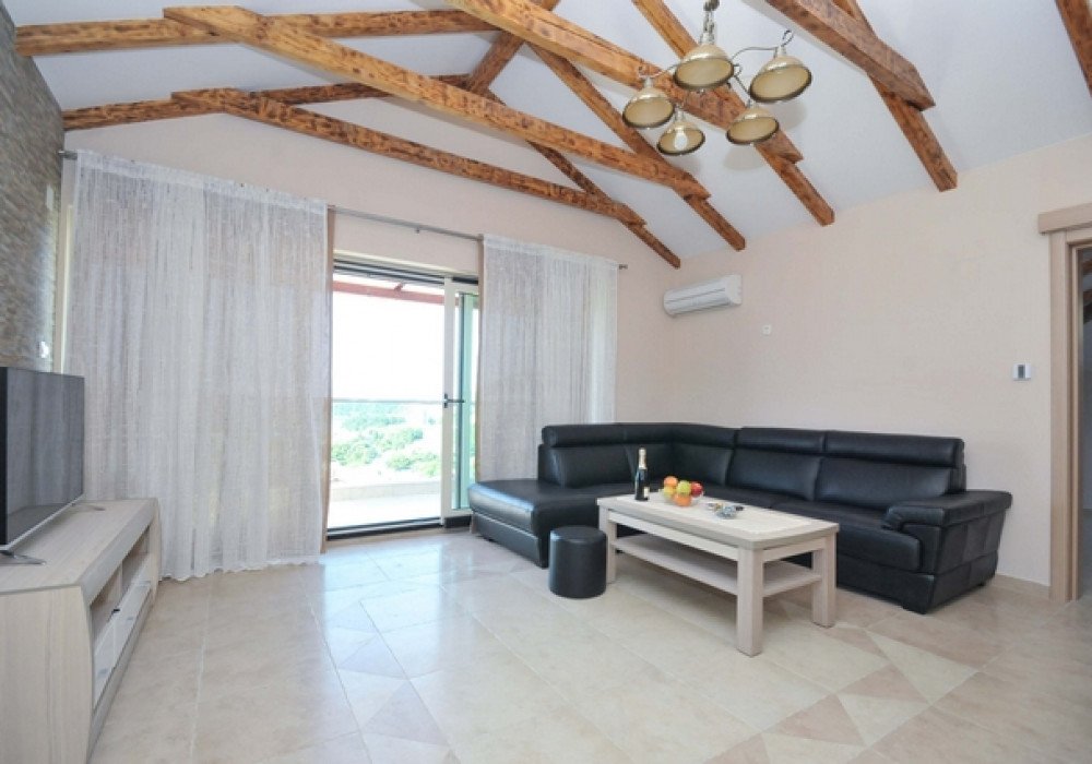 Description
Budva Riviera, Becici district. New apartments 
The sale is from the Investor, therefore, the Buyer does not pay the state tax on the turn