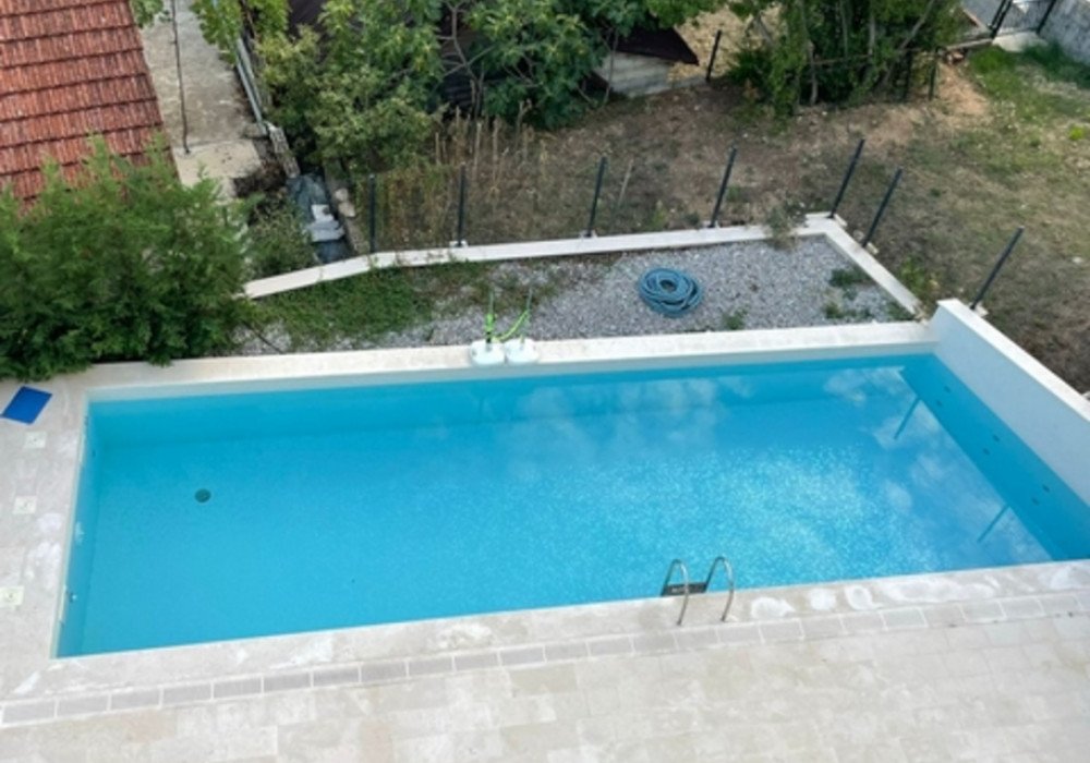 Tivat, Donja Lastva district. A new five-storey residential complex with a swimming pool

The buyer is exempt from paying tax on the turnover of real 