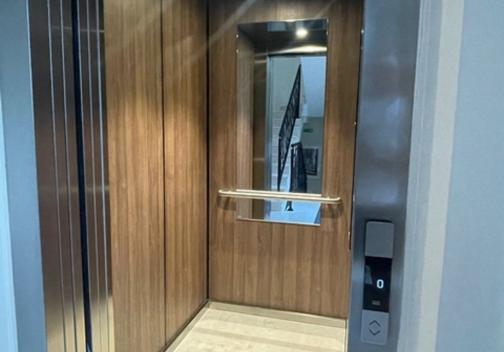 Tivat, Donja Lastva district. A new five-storey residential complex with a swimming pool

The buyer is exempt from paying tax on the turnover of real 