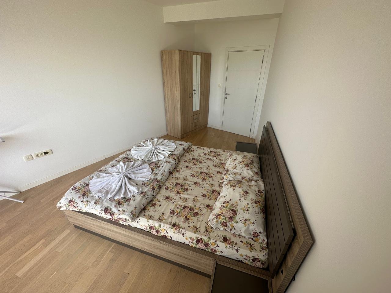  

‍

This apartment is located in Becici, Municipality of Budva. Tivat airport is 24km and Podgorica airport is 60km away from the apartment. The apa