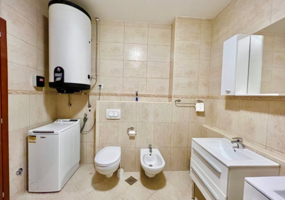 Budva Riviera, Becici district. New one-bedroom apartment in a new house

Distance to the sea 350m

The area is 61 sq.m.

Second floor

The house is e